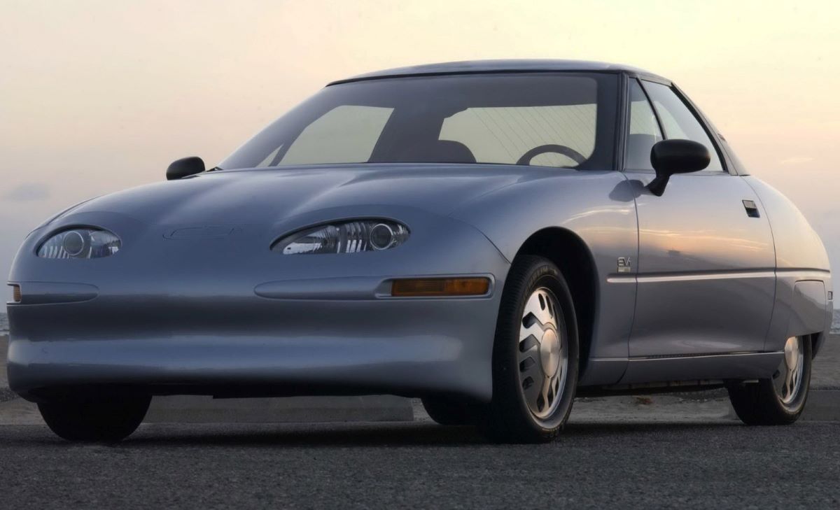 GM EV1 front three-quarters