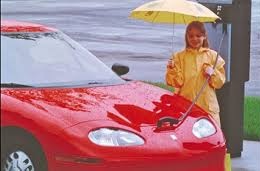 Charging in the rain — inductive charging is safe in wet conditions